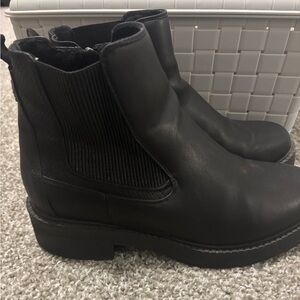 Blowfish Women's Black Ankle Boots